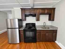 81 Broad St #1F - Photo 1 of 1