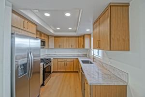 featured image of 2104 Grant Ave