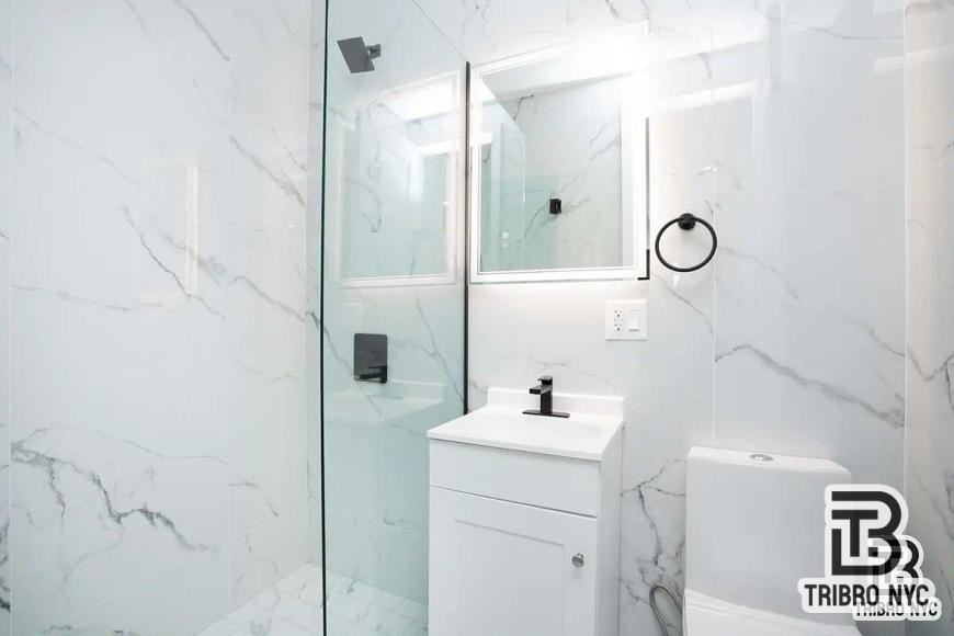 435 Ocean Pkwy - Photo 6 of 7