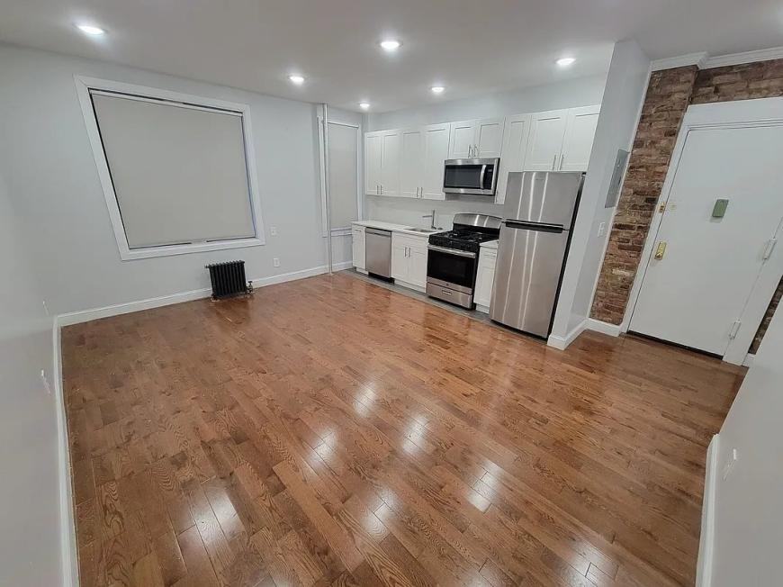 184 Nagle Ave - Photo 2 of 5