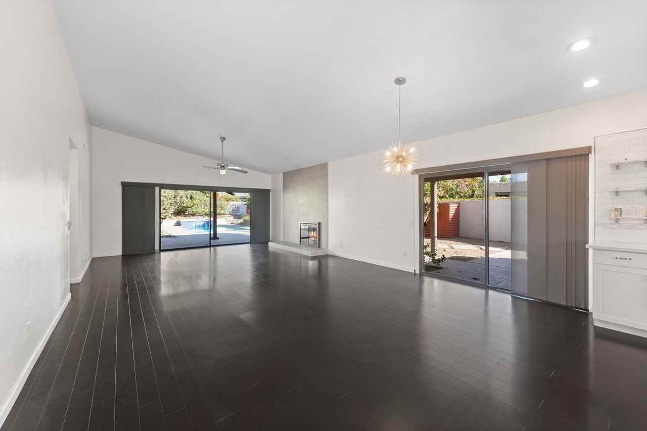 19 Kevin Lee Ln - Photo 5 of 47