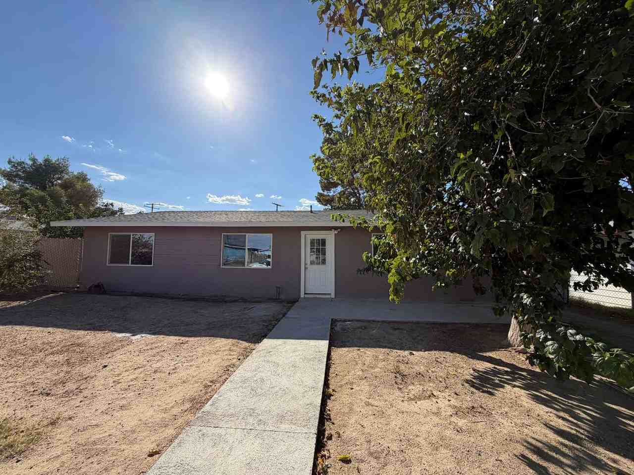 35320 Western Dr - Photo 2 of 36