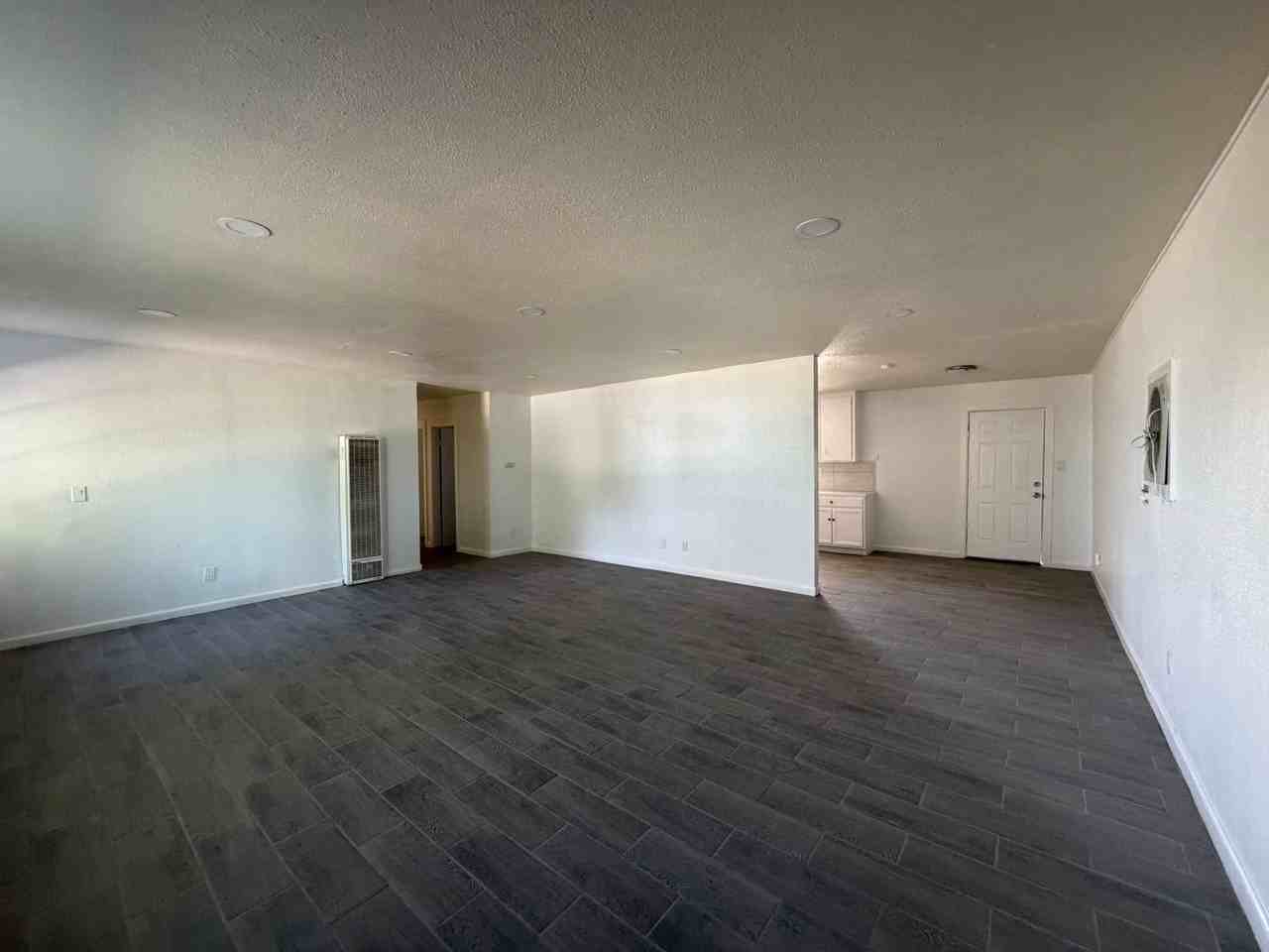 35320 Western Dr - Photo 5 of 36