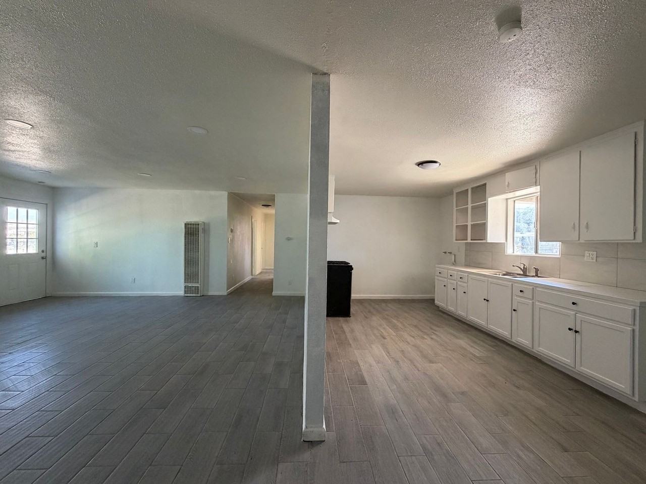 35320 Western Dr - Photo 6 of 36