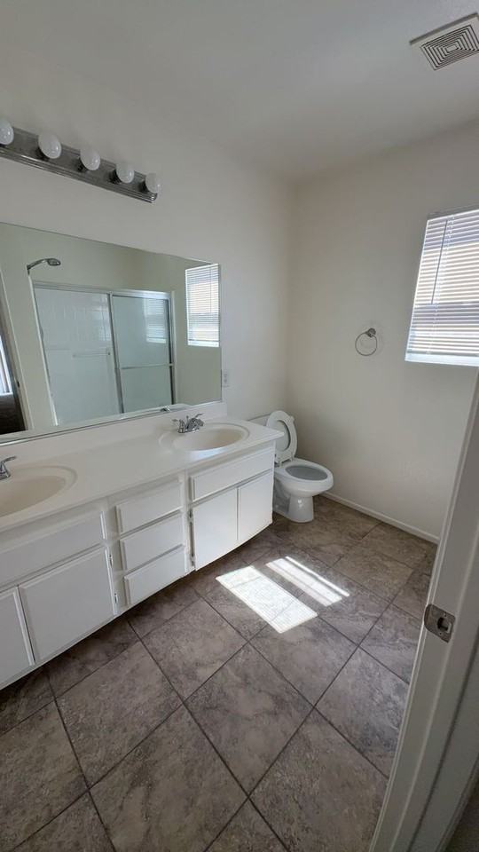 14994 Delaware St - Photo 3 of 15