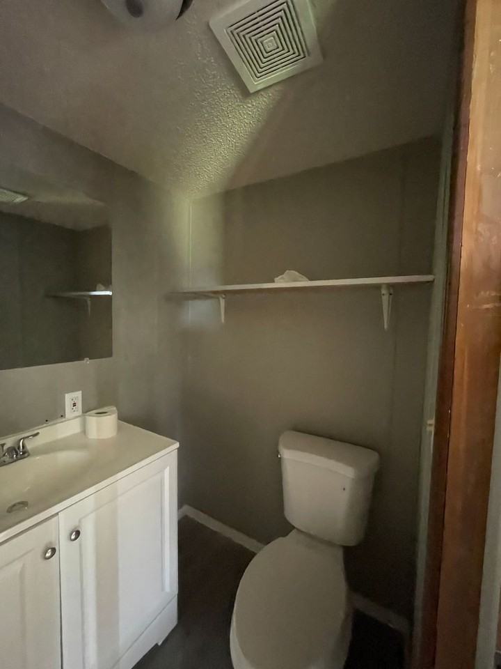 363 Joyner Loop - Photo 7 of 12