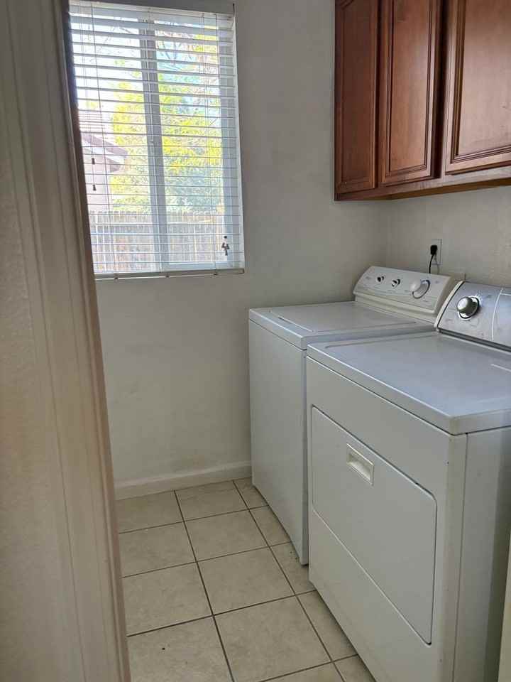 1687 Iron Mountain Dr - Photo 4 of 14