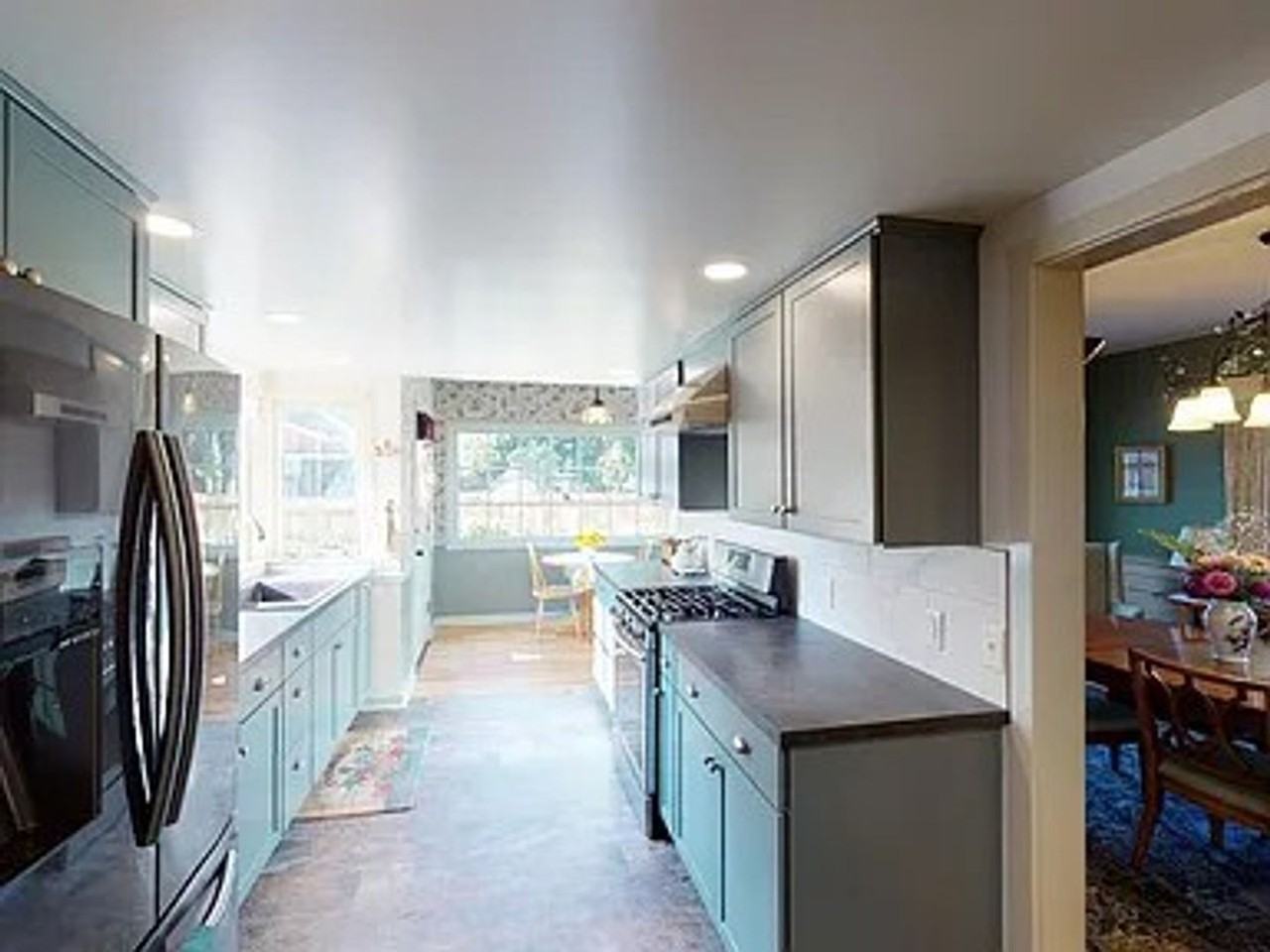 322 W Chapman Ave - Photo 2 of 50