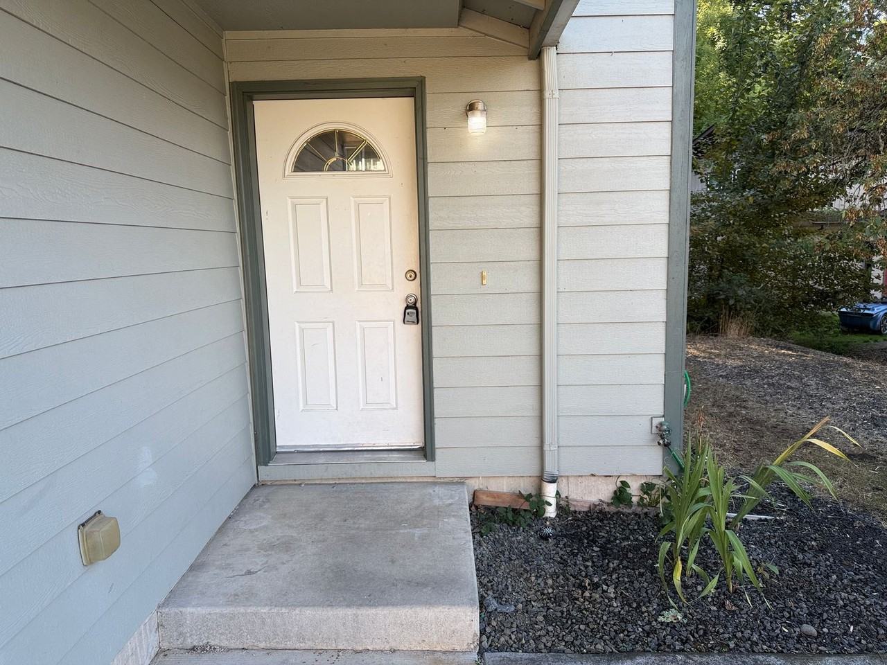 5941 Aster St - Photo 2 of 36