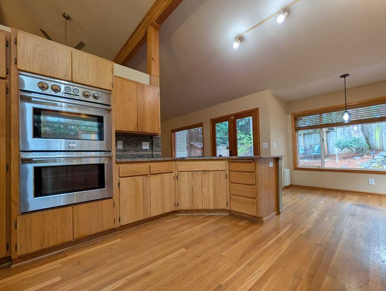 2660 Bowmont Dr - Photo 7 of 40