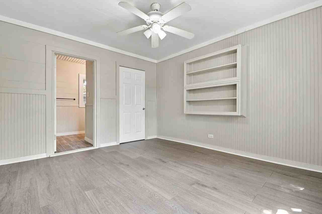 208 Hunstock Ave - Photo 6 of 10
