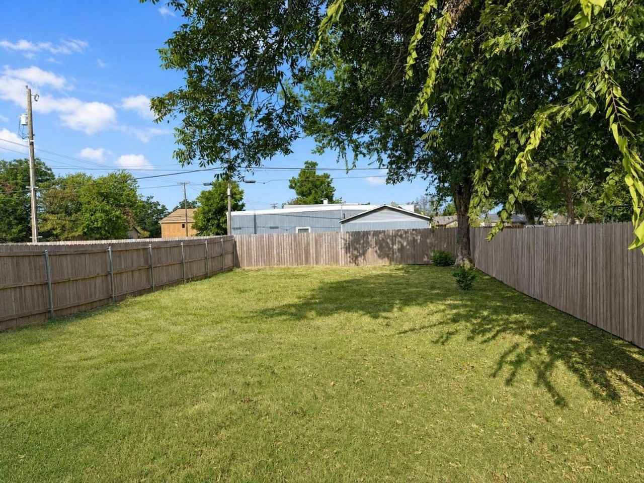 1118 S 51st St #B - Photo 2 of 10