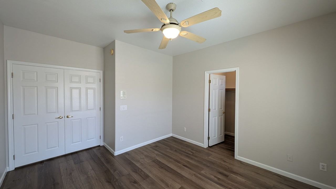 13354 W Palm Ln - Photo 5 of 32