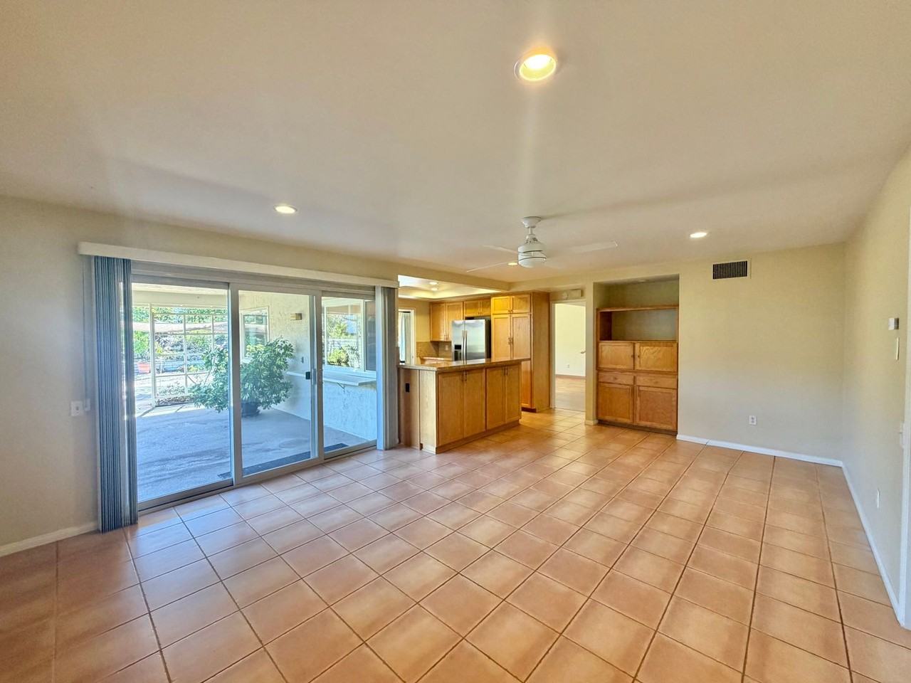 12625 Mantilla Rd - Photo 4 of 15