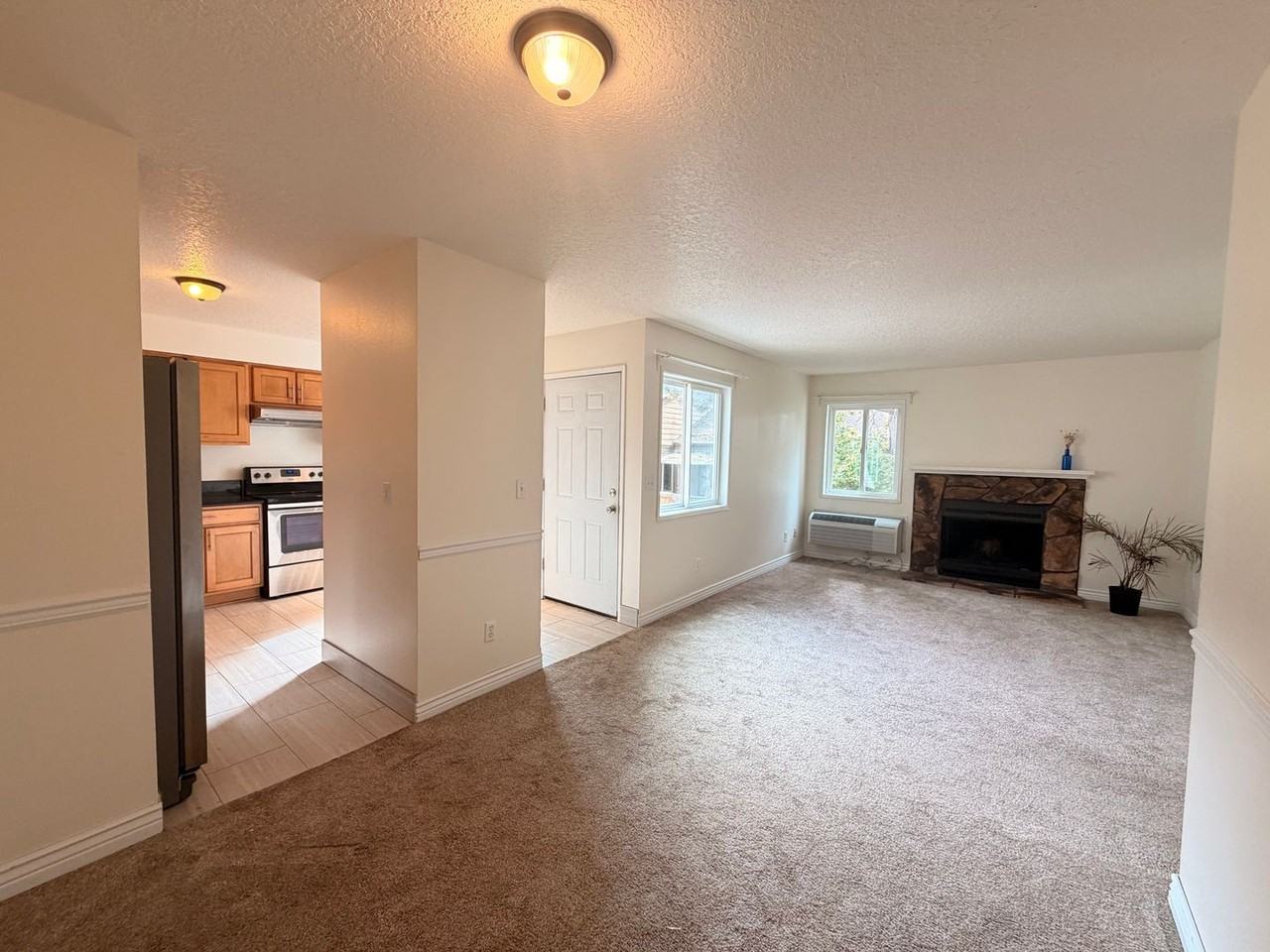 12078 Sw Conestoga Dr - Photo 6 of 24