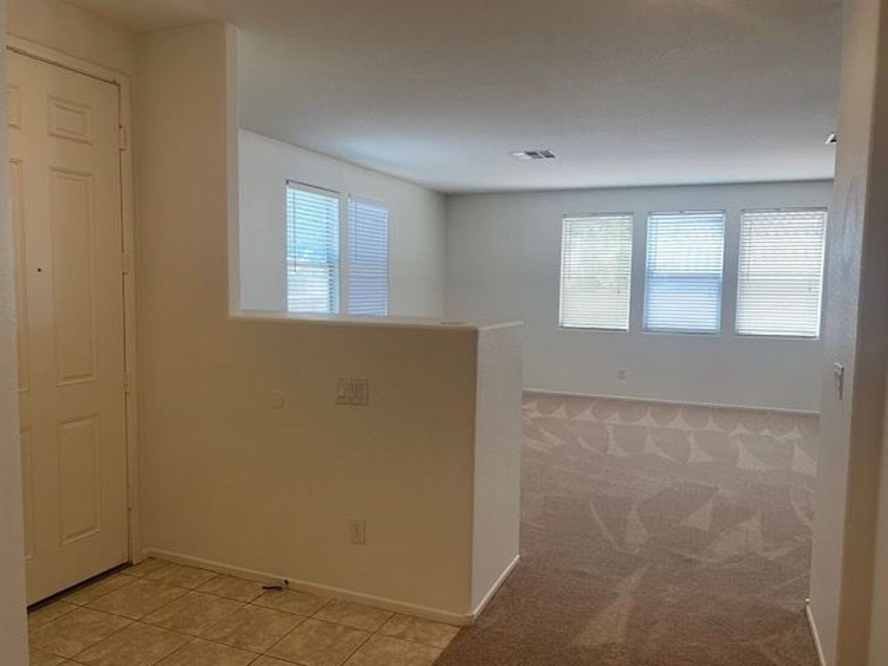 3129 Hartley Cove Ave - Photo 5 of 19