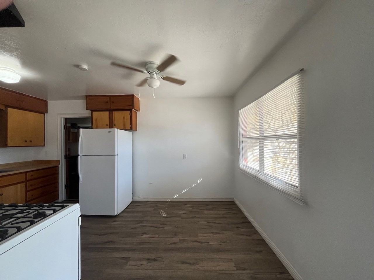 15633 O St - Photo 3 of 15