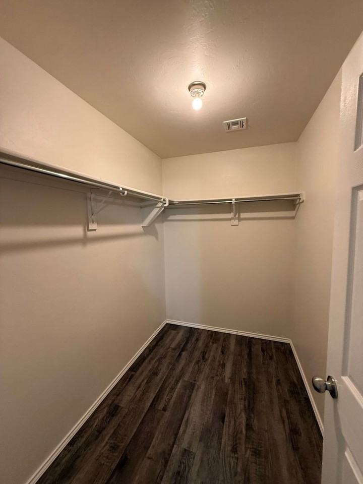 1017 N Pheasant Way - Photo 7 of 17
