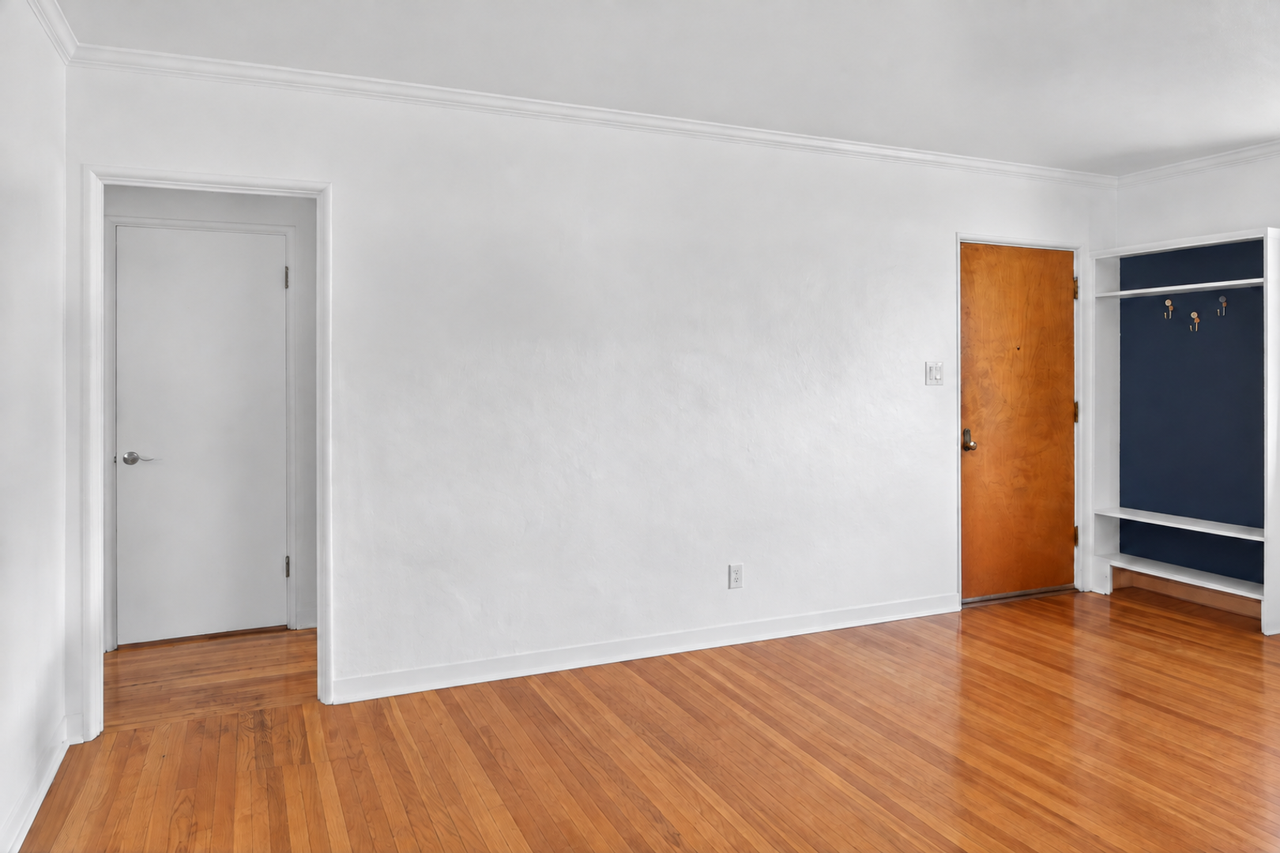 1310 Lander St - Photo 5 of 40