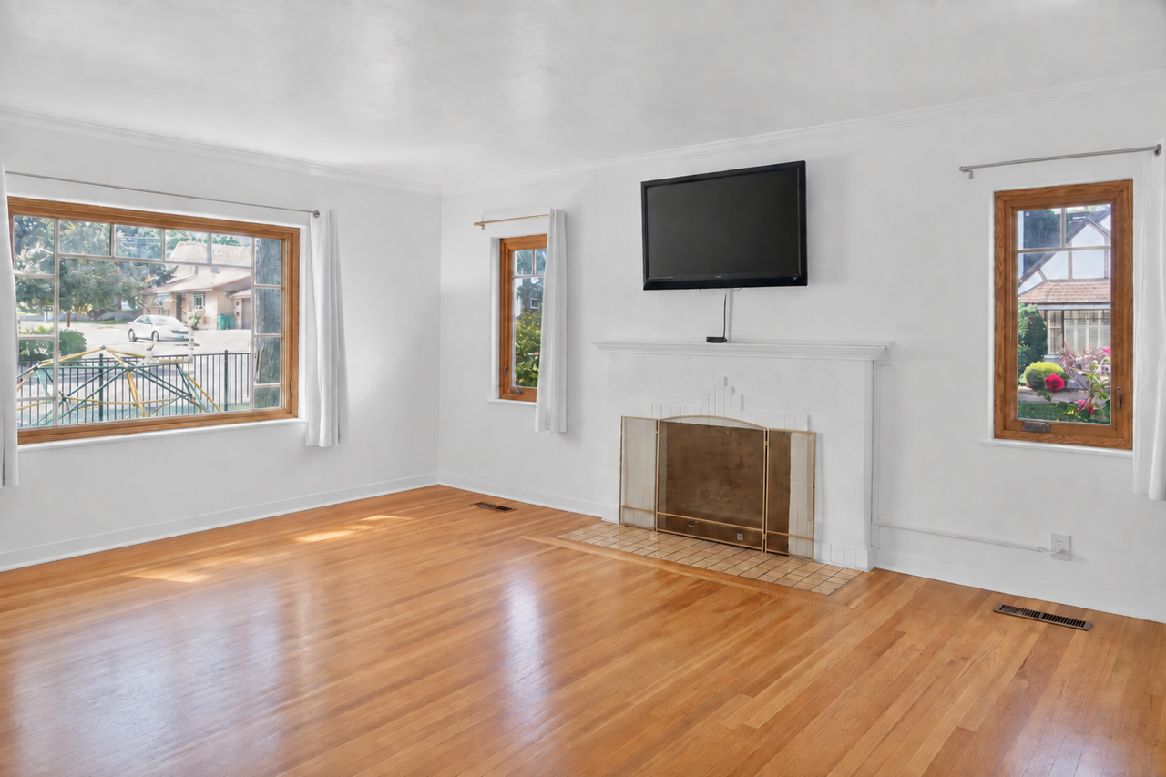 1310 Lander St - Photo 6 of 40