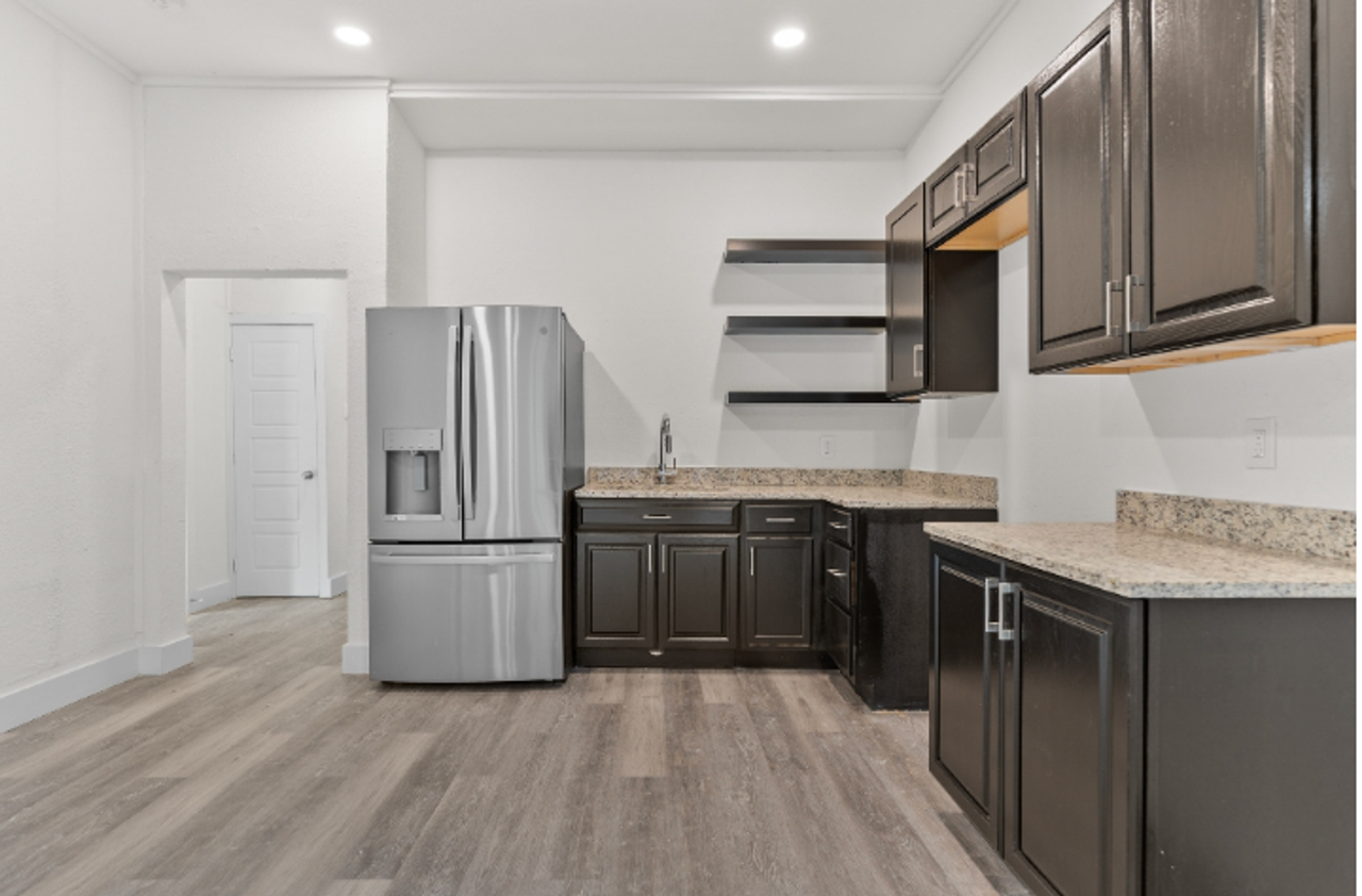 1601 N 11th St - Photo 5 of 10