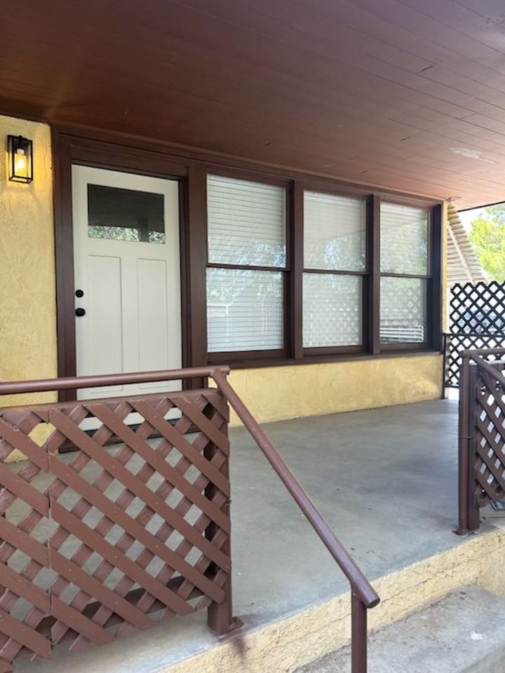 112 Valley St - Photo 2 of 14