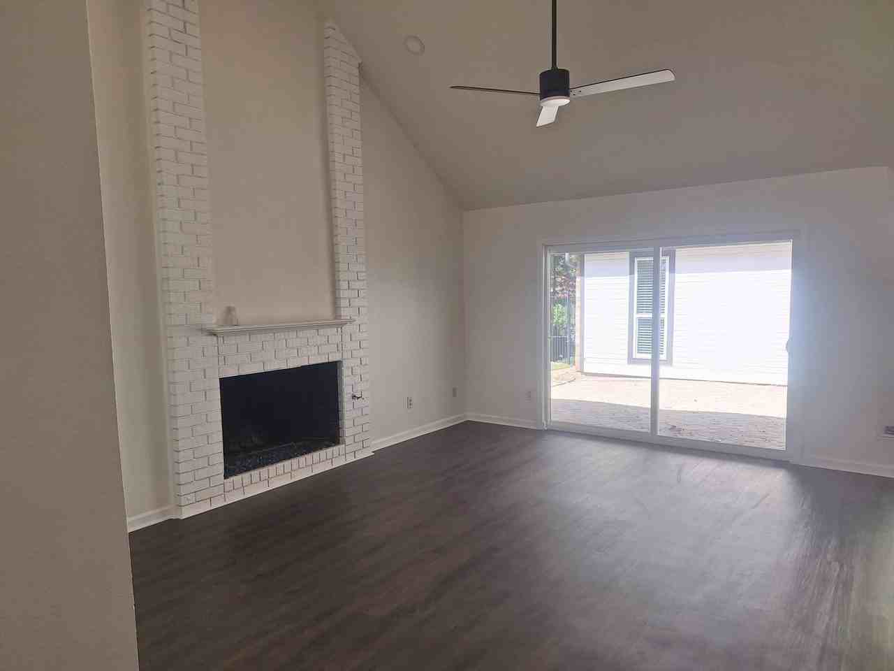 2707 Belmeade Dr - Photo 5 of 38