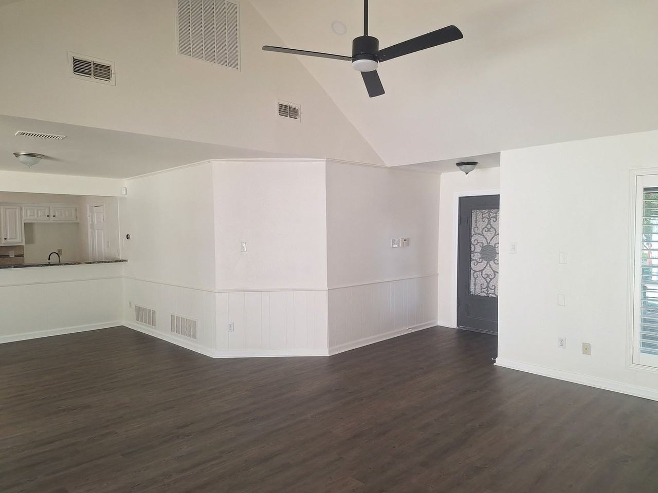 2707 Belmeade Dr - Photo 7 of 38