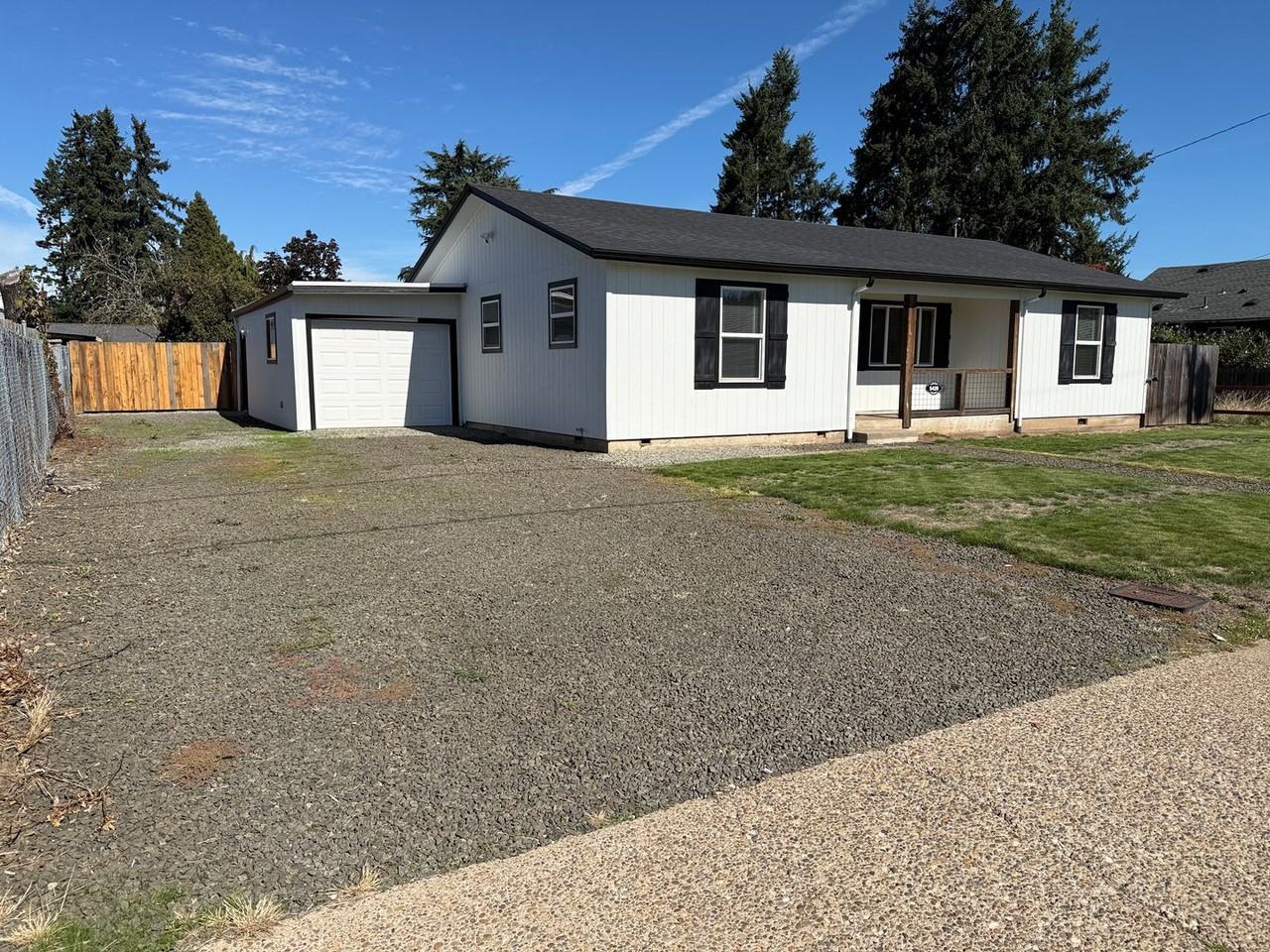 5428 E St - Photo 2 of 50