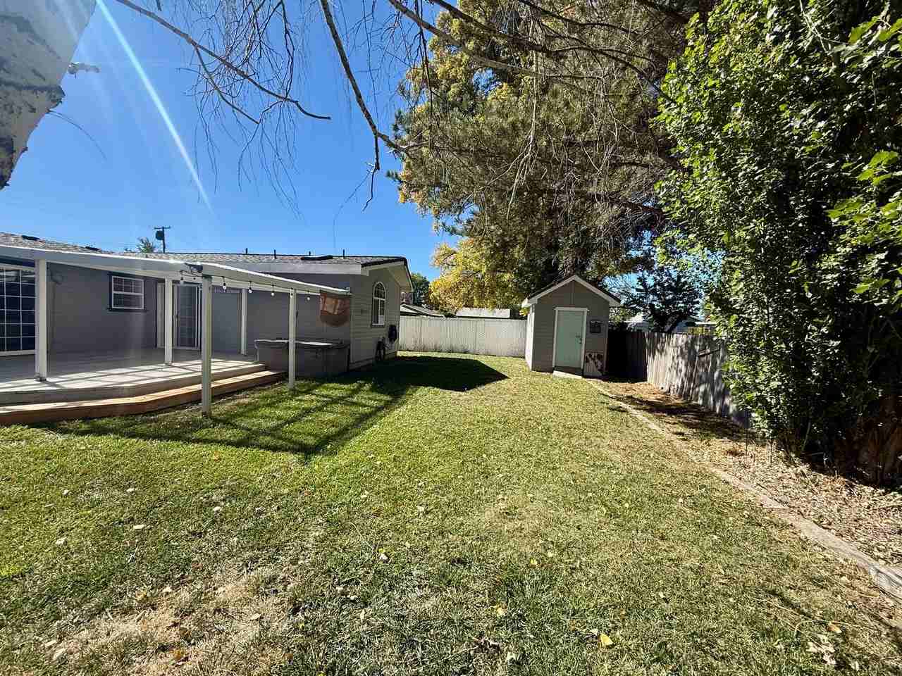 3861 Barry Ave - Photo 4 of 17