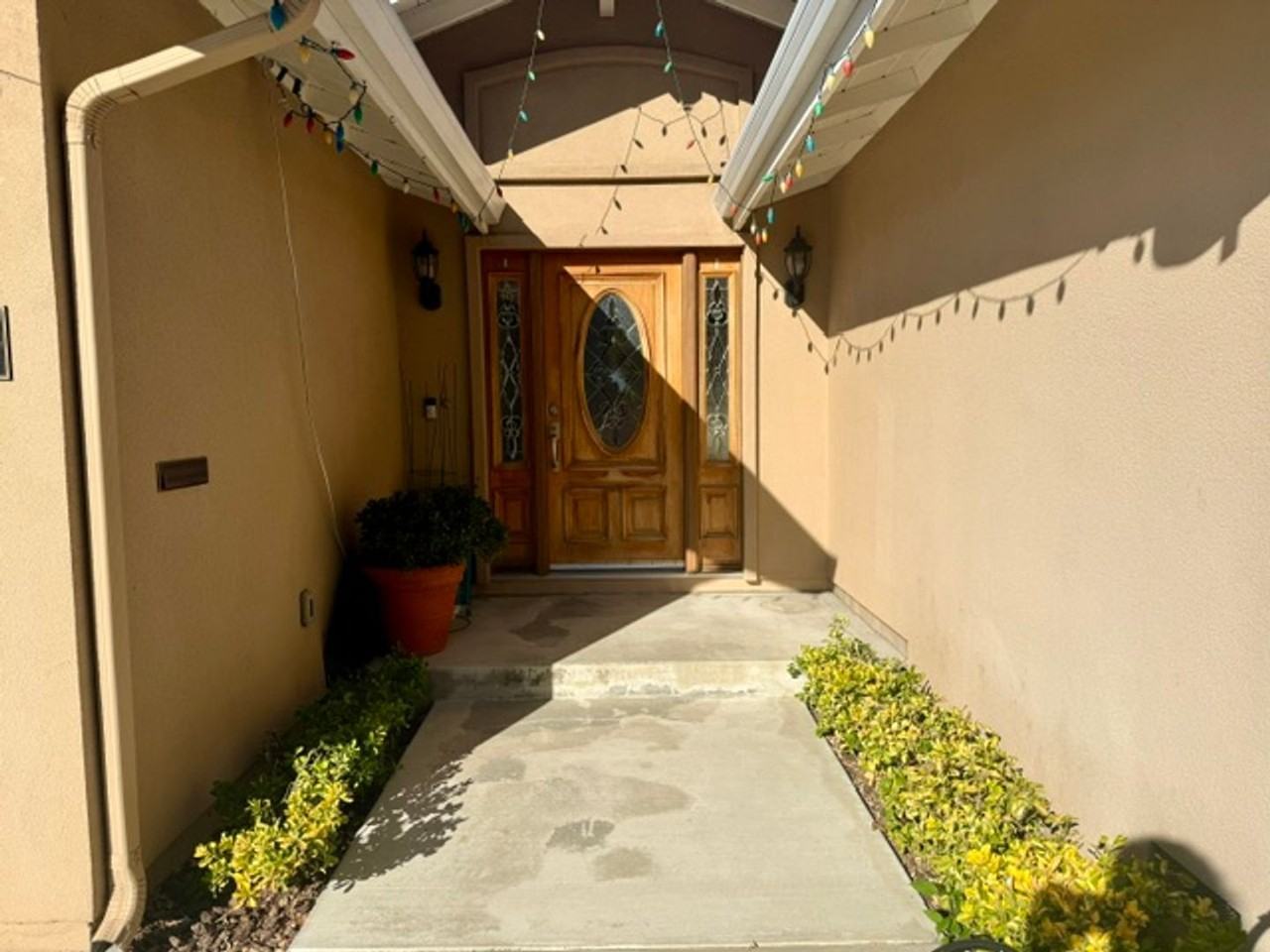 5327 Lenora Ave - Photo 2 of 25