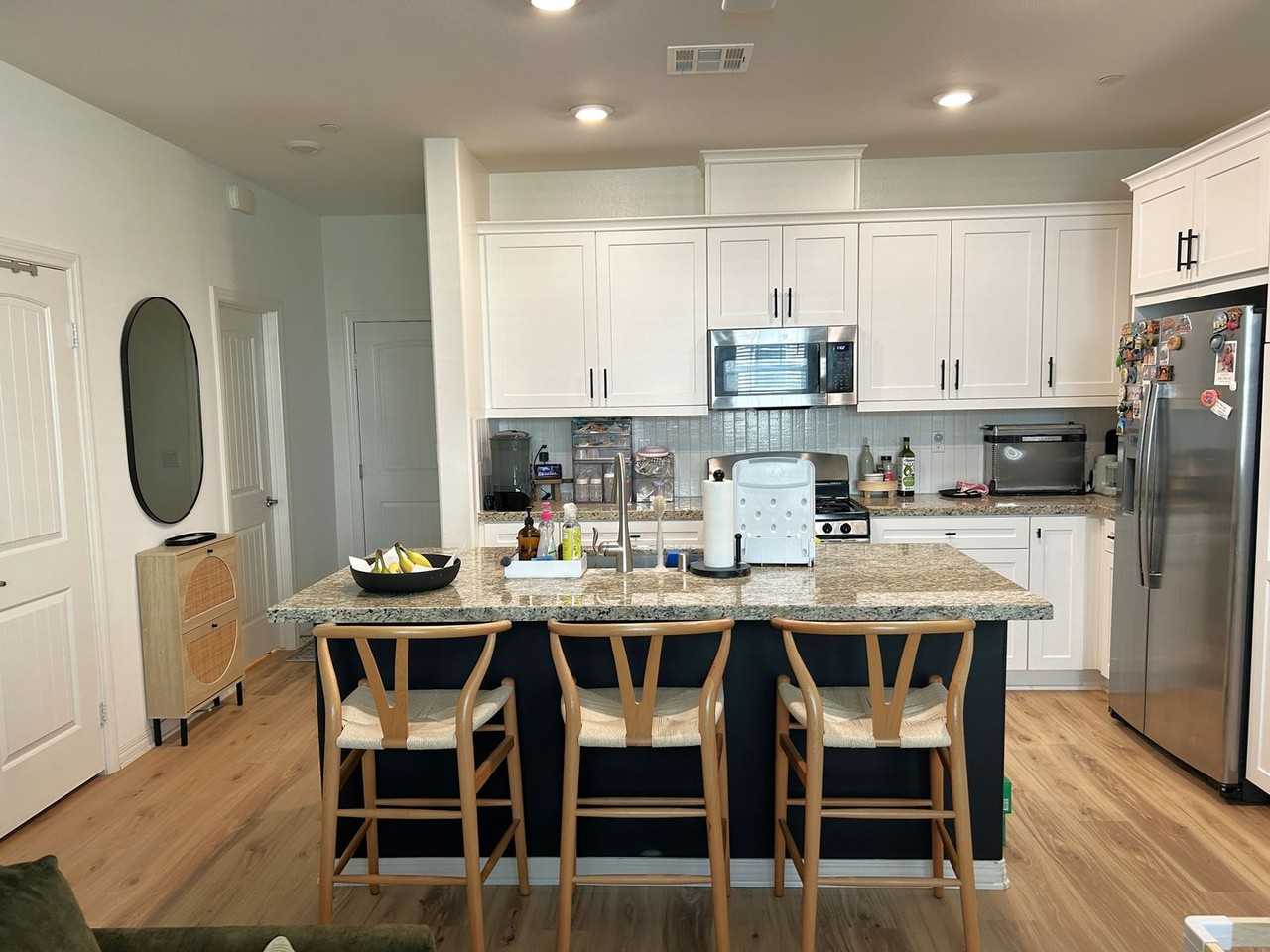 16038 Voyager Ave - Photo 5 of 20