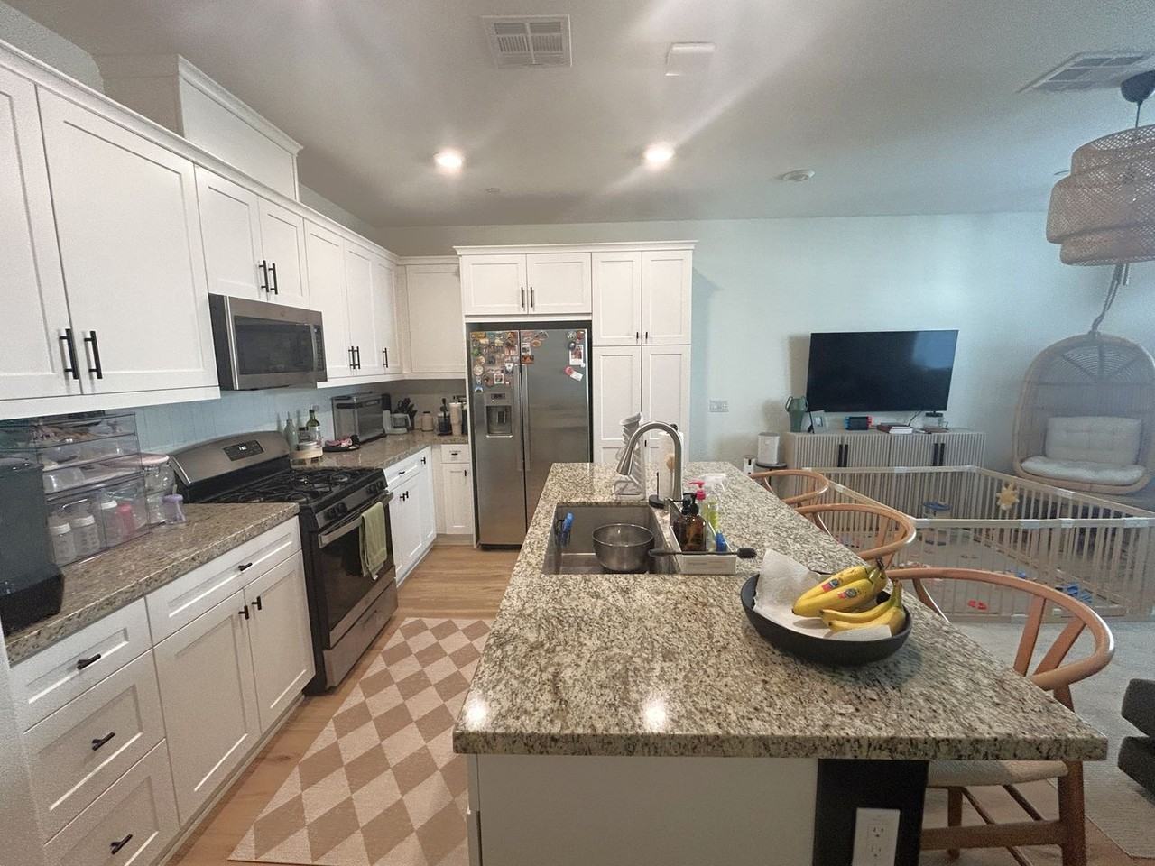 16038 Voyager Ave - Photo 6 of 20