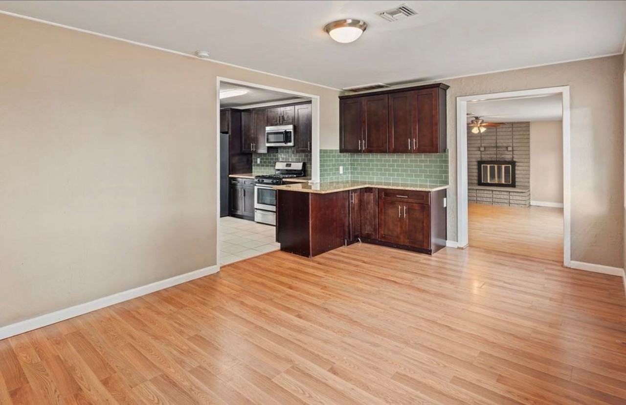 11966 Lakeside Ave - Photo 5 of 25