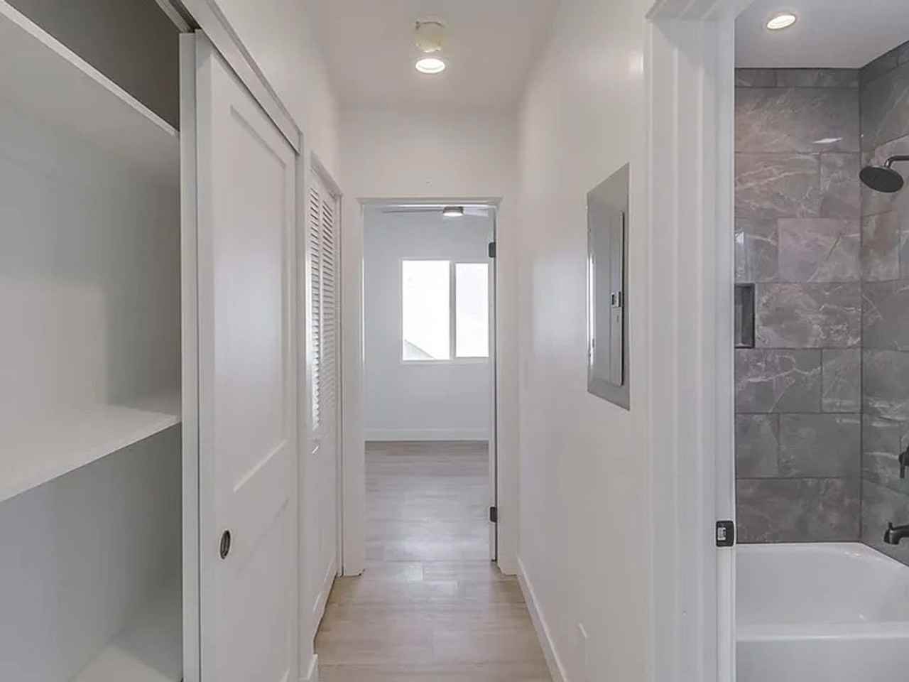 1239 Lincoln Ave #1 - Photo 6 of 10