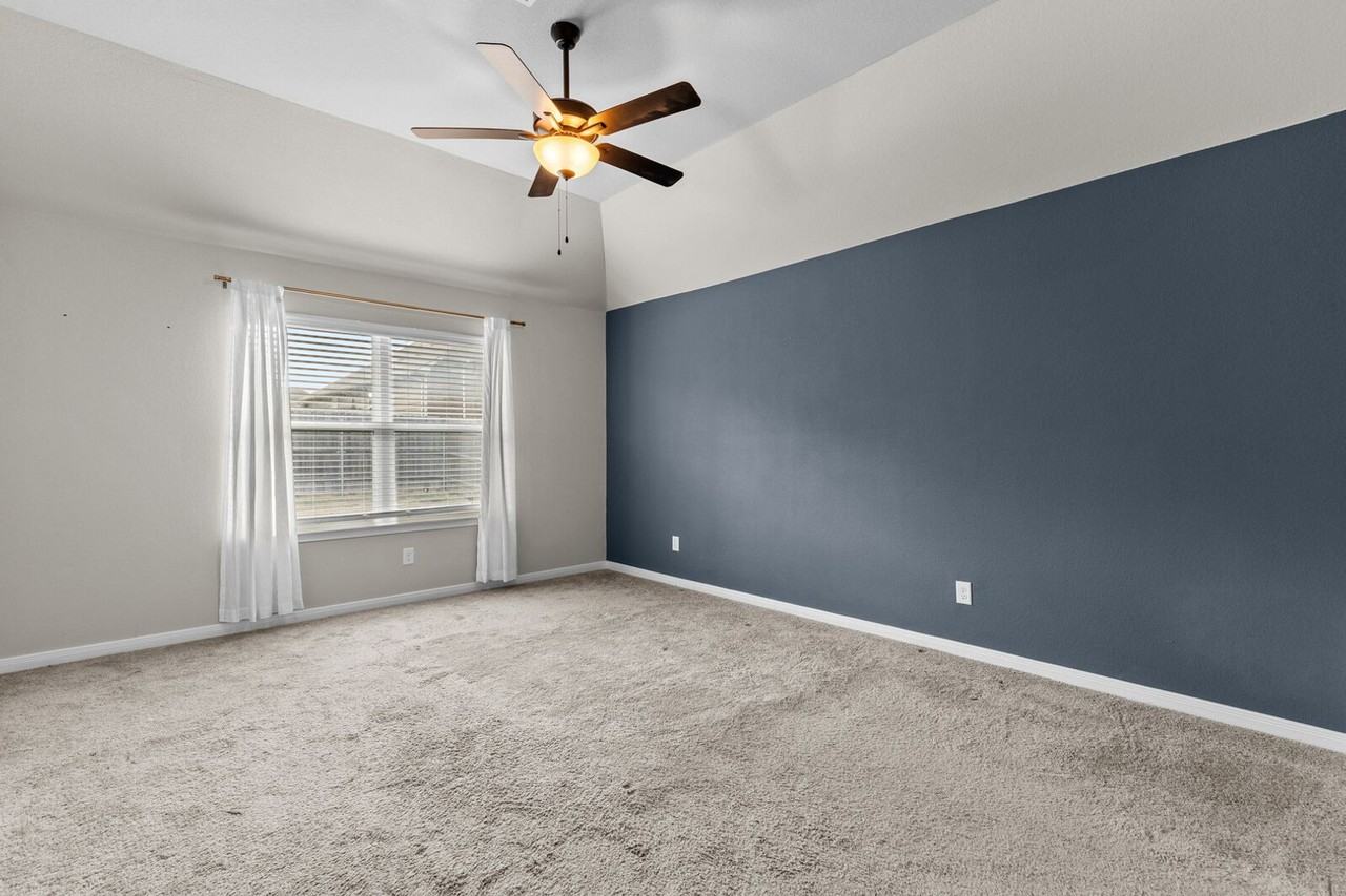 3216 Zabel Dr - Photo 7 of 16