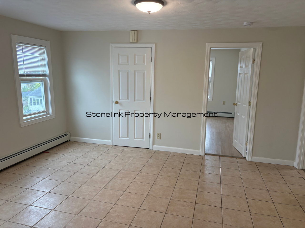 30 Baker St - Photo 3 of 9