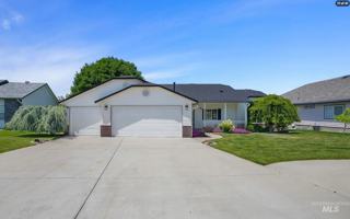 featured image of 1631 River St #1