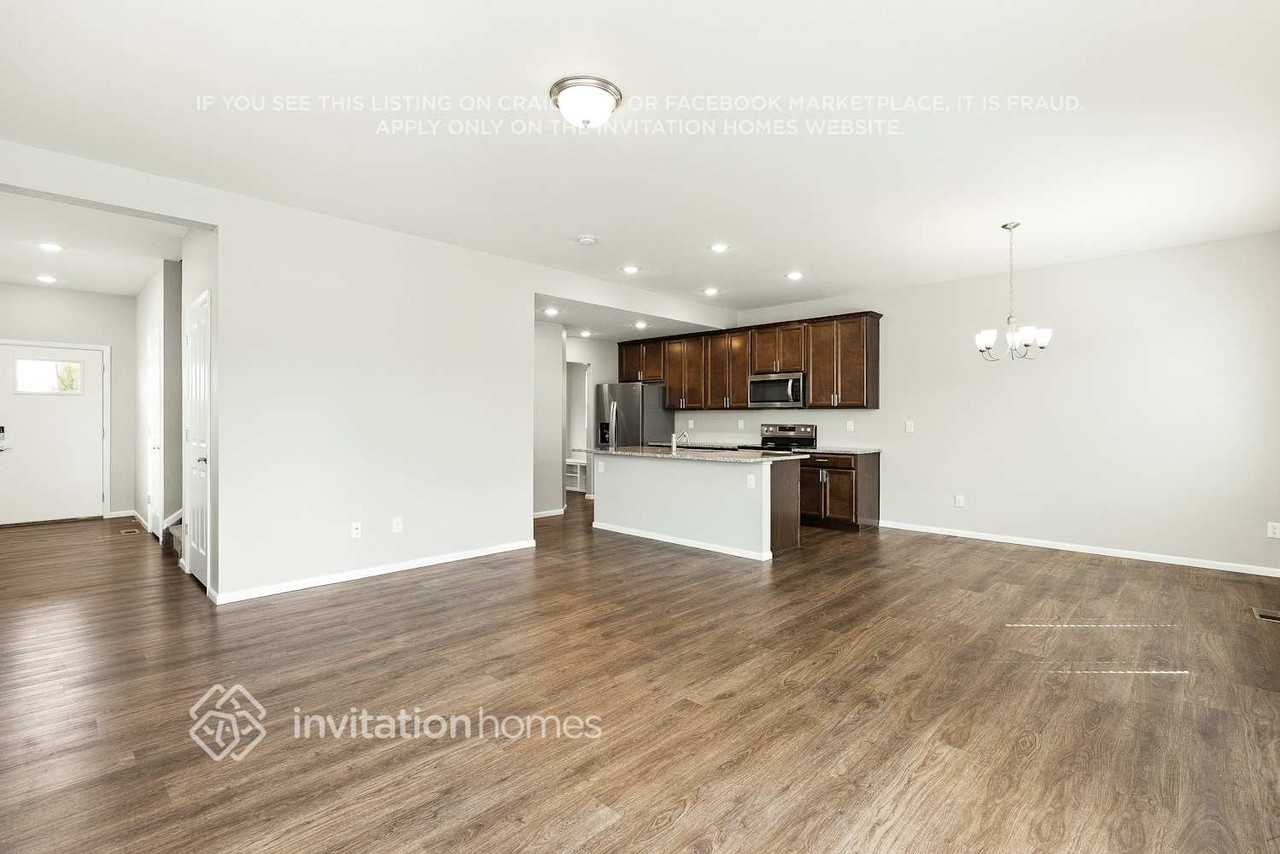 11441 Whistling Duck Way - Photo 5 of 18