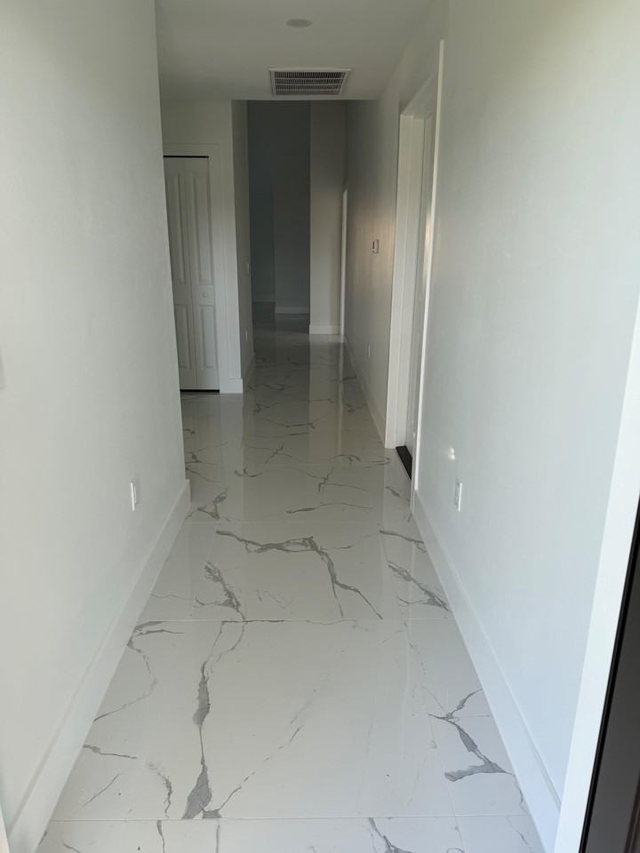 Richard Ave S - Photo 4 of 11