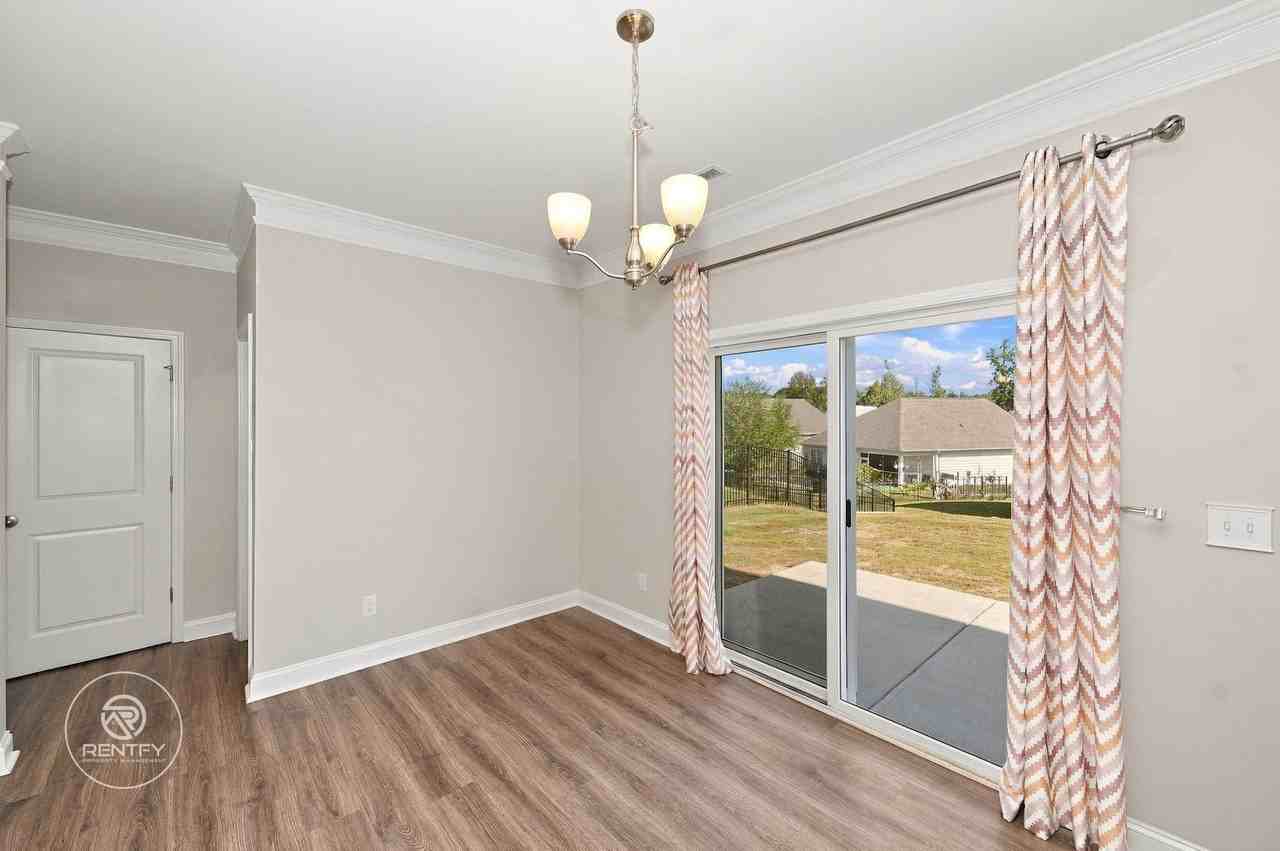 3057 Burnello Ct - Photo 6 of 24