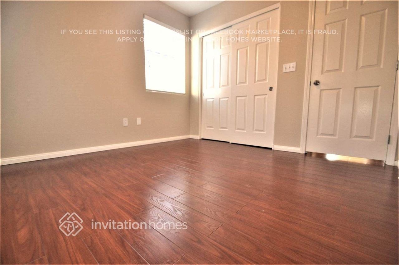 5006 Tioga Pass Ave - Photo 7 of 12