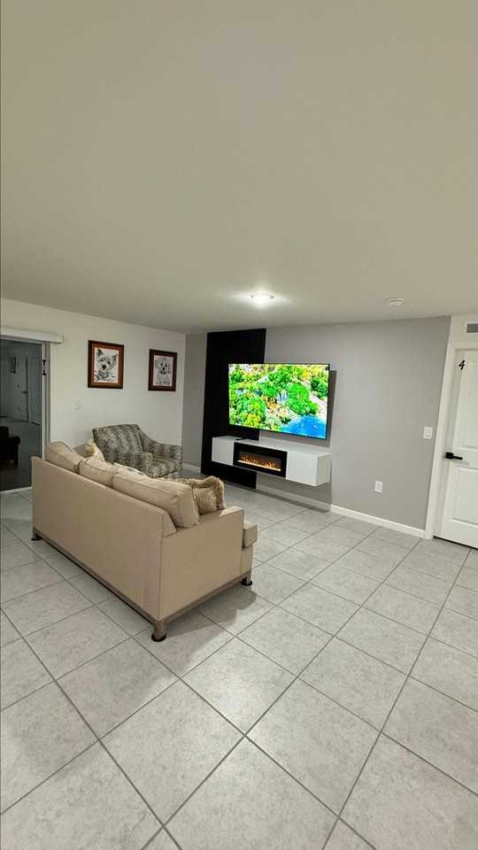 Fairview Ave Nw - Photo 3 of 12