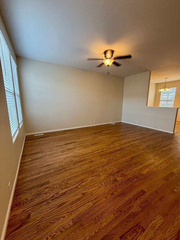 2728 Scotchbroom Pt - Photo 2 of 21