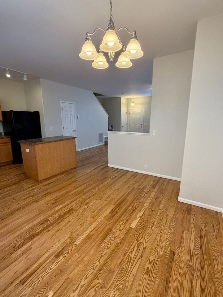 2728 Scotchbroom Pt - Photo 5 of 21