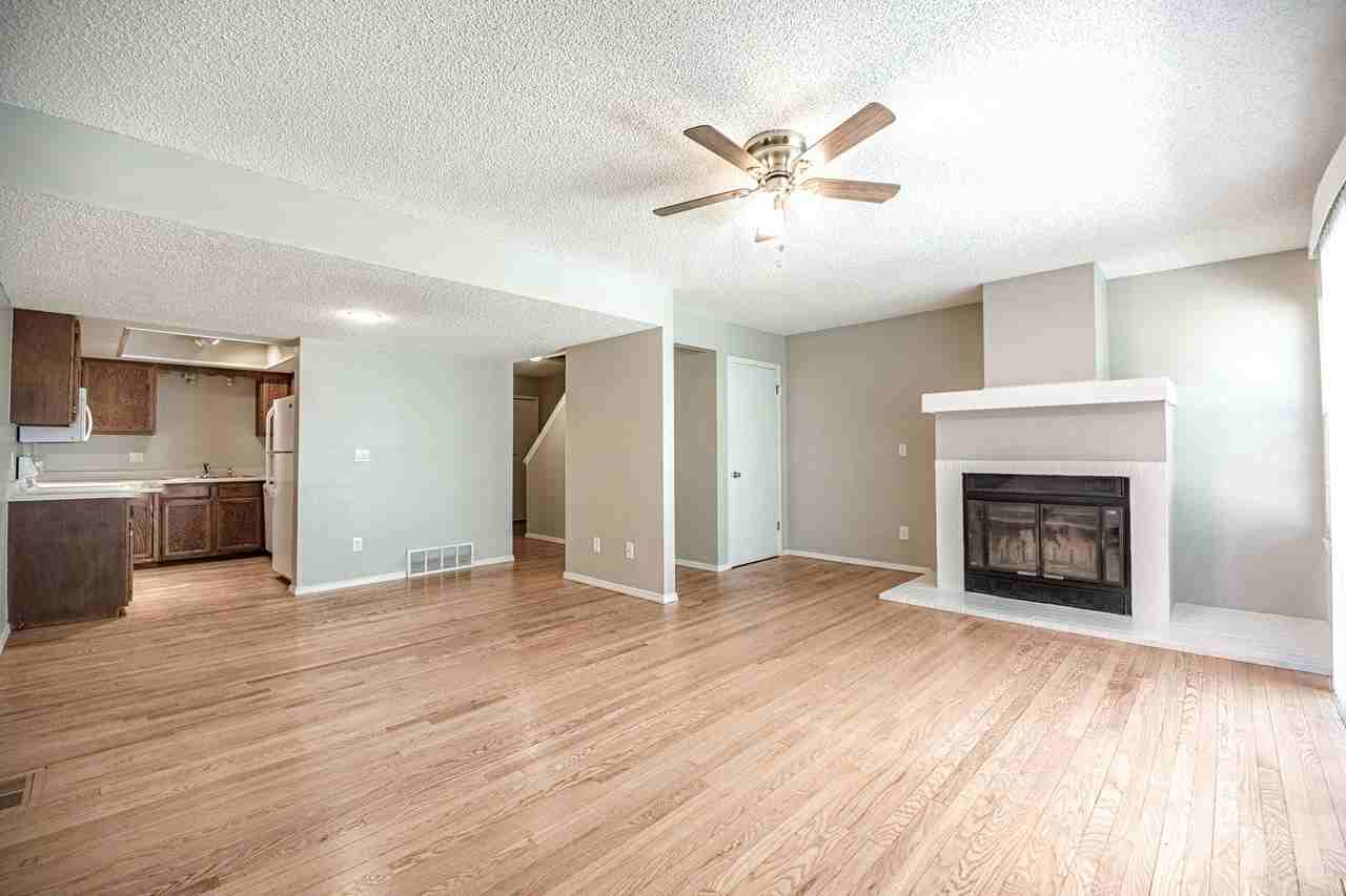 2510 Hamlet Ln #C - Photo 4 of 32