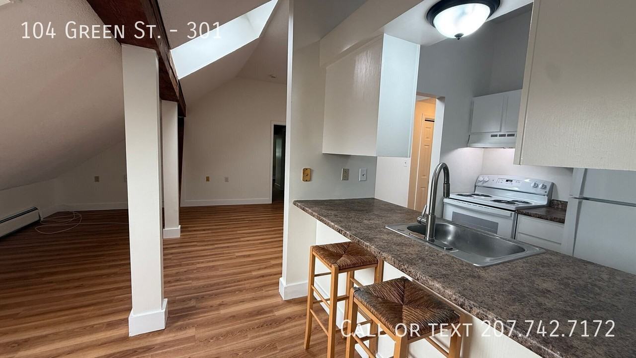 104 Green St #301 - Photo 2 of 20