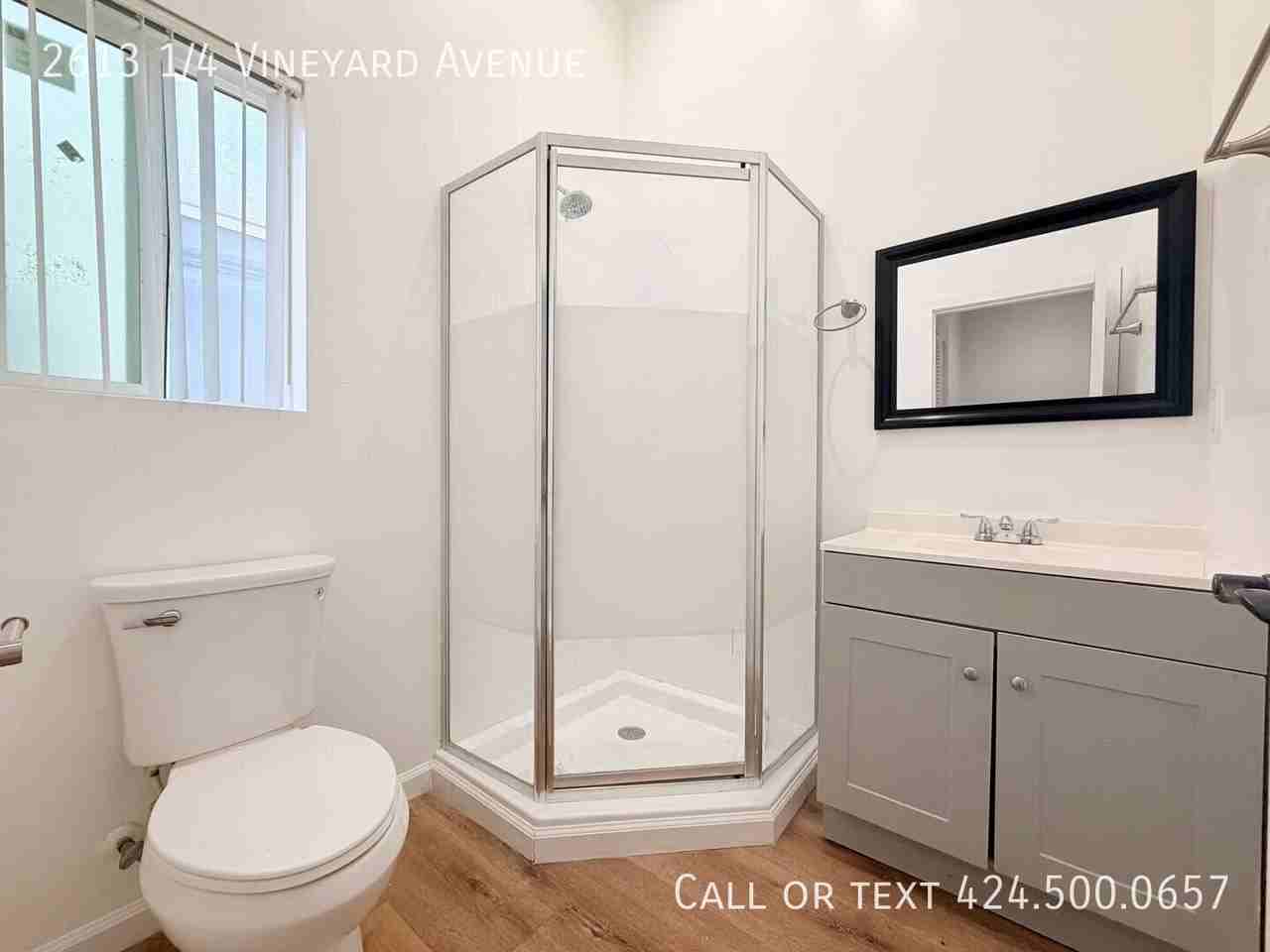 2613 1/4 Vineyard Ave - Photo 7 of 12
