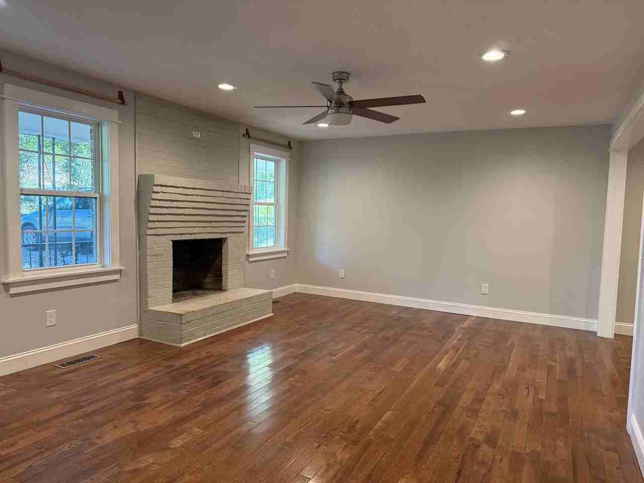 54 Summit Dr - Photo 3 of 13
