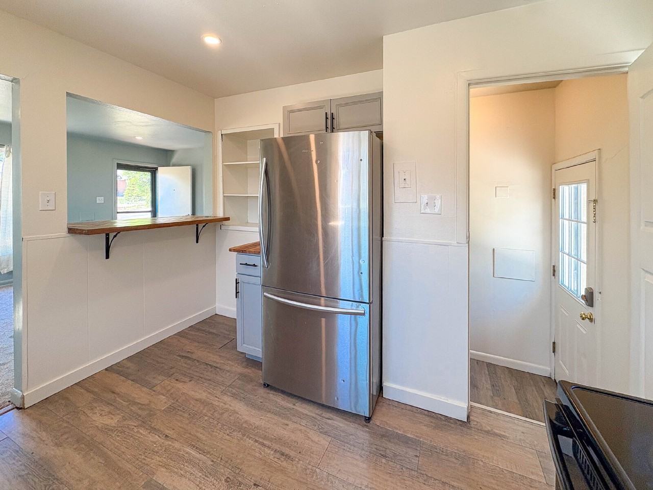 441 Jennie Dr - Photo 7 of 20
